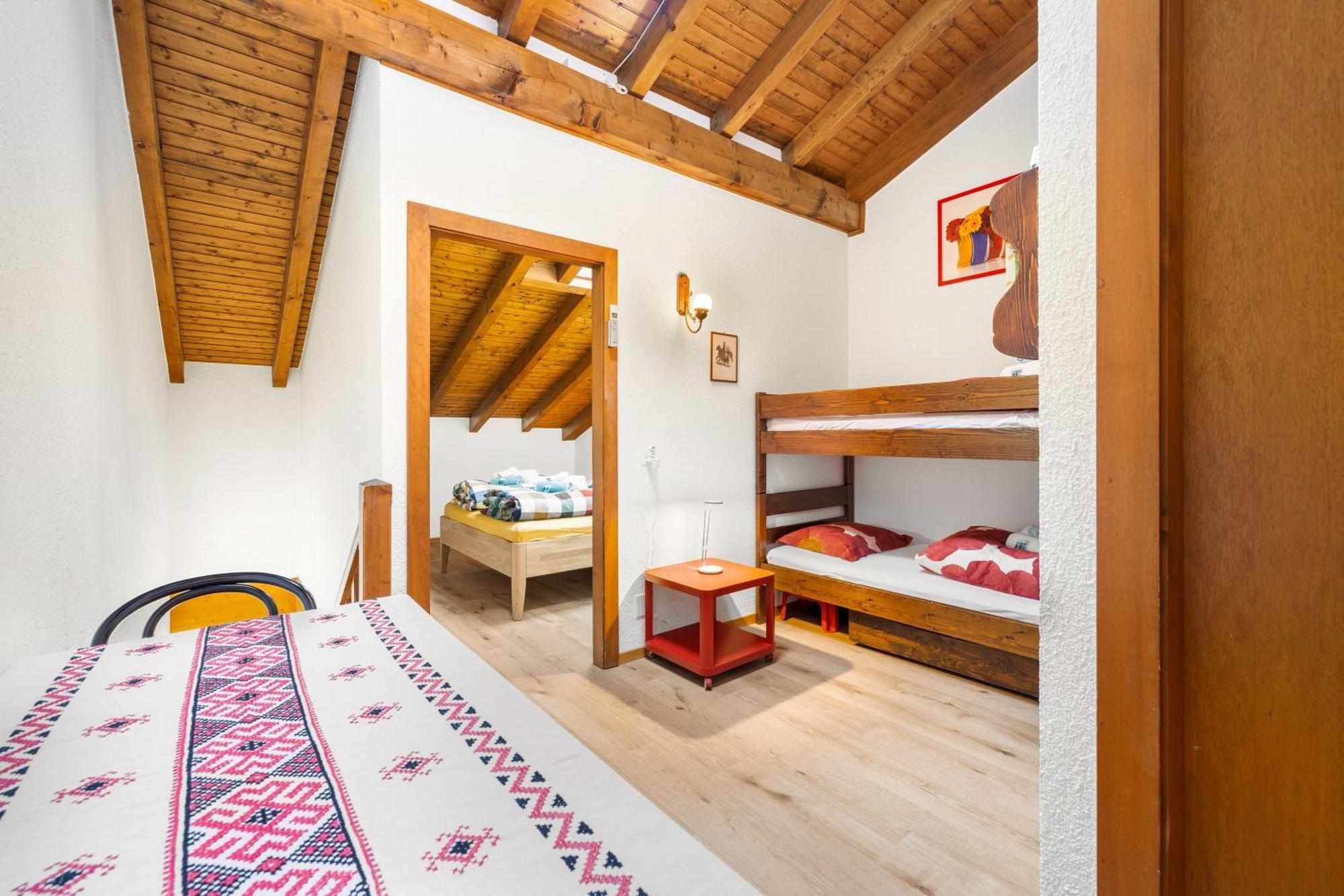Duplex Cosy Aux Bains De Apartment